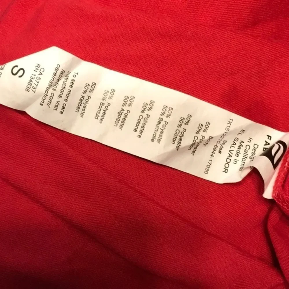 Fabletics performance tee. New - Picture 3 of 4